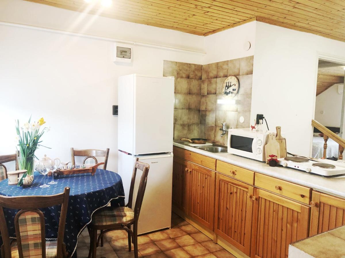 Balaton Apartman パロズナク エクステリア 写真
